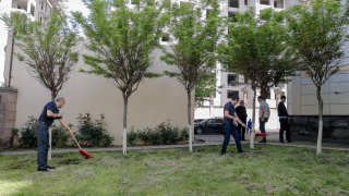 Staff of Investigative Committee together with Artur Poghosyan Took Part in Nationwide Community Clean-up Day